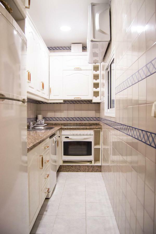 Full Equipped Apartment In Center Севилья Экстерьер фото